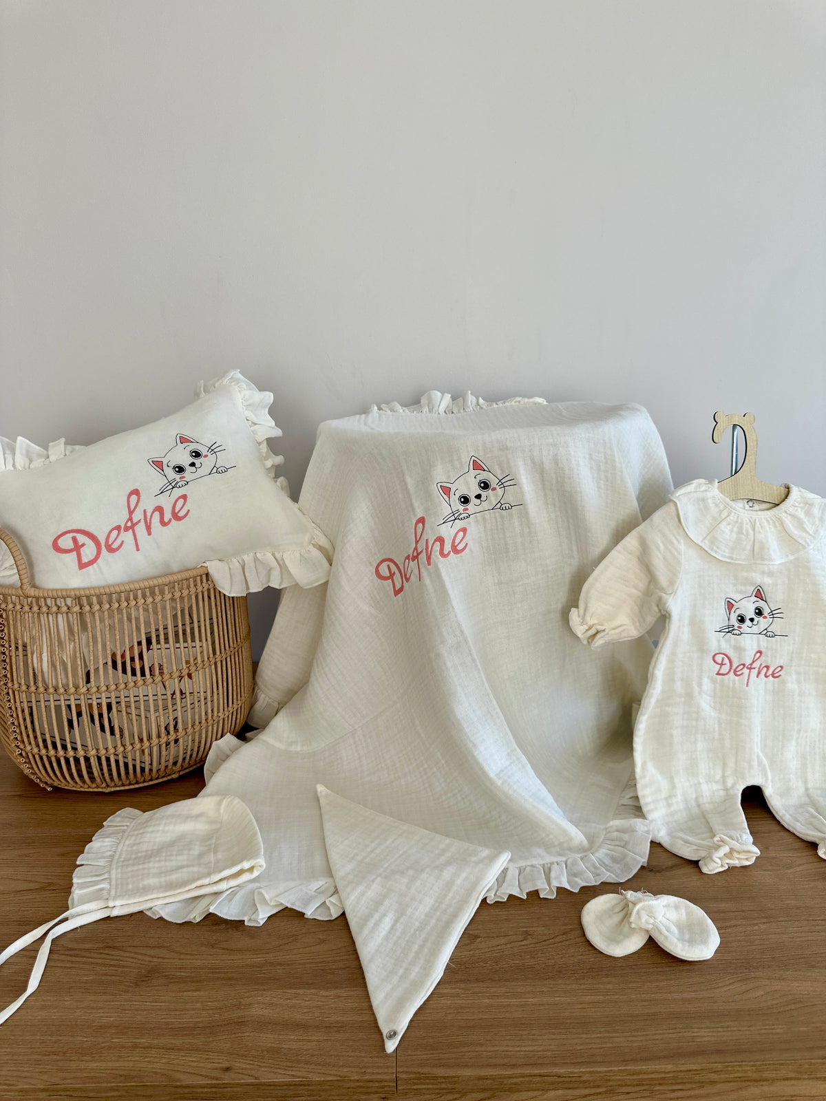 Sevimli Kedi Desenli 4 Kat 6'lı Hastane Çıkışı Set